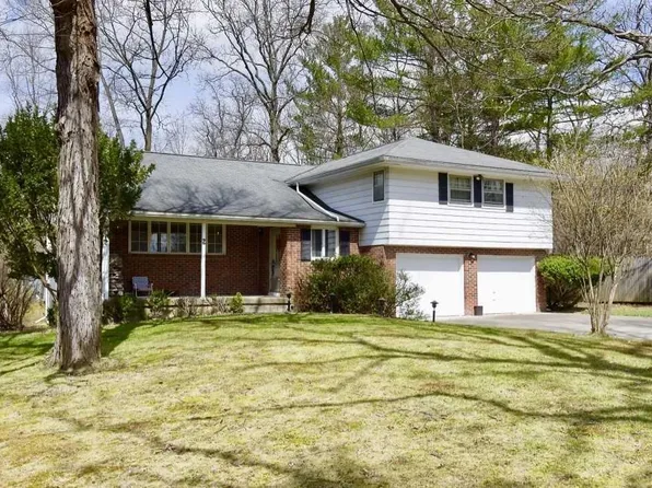 2 Sandra Pl, Ithaca, NY 14850