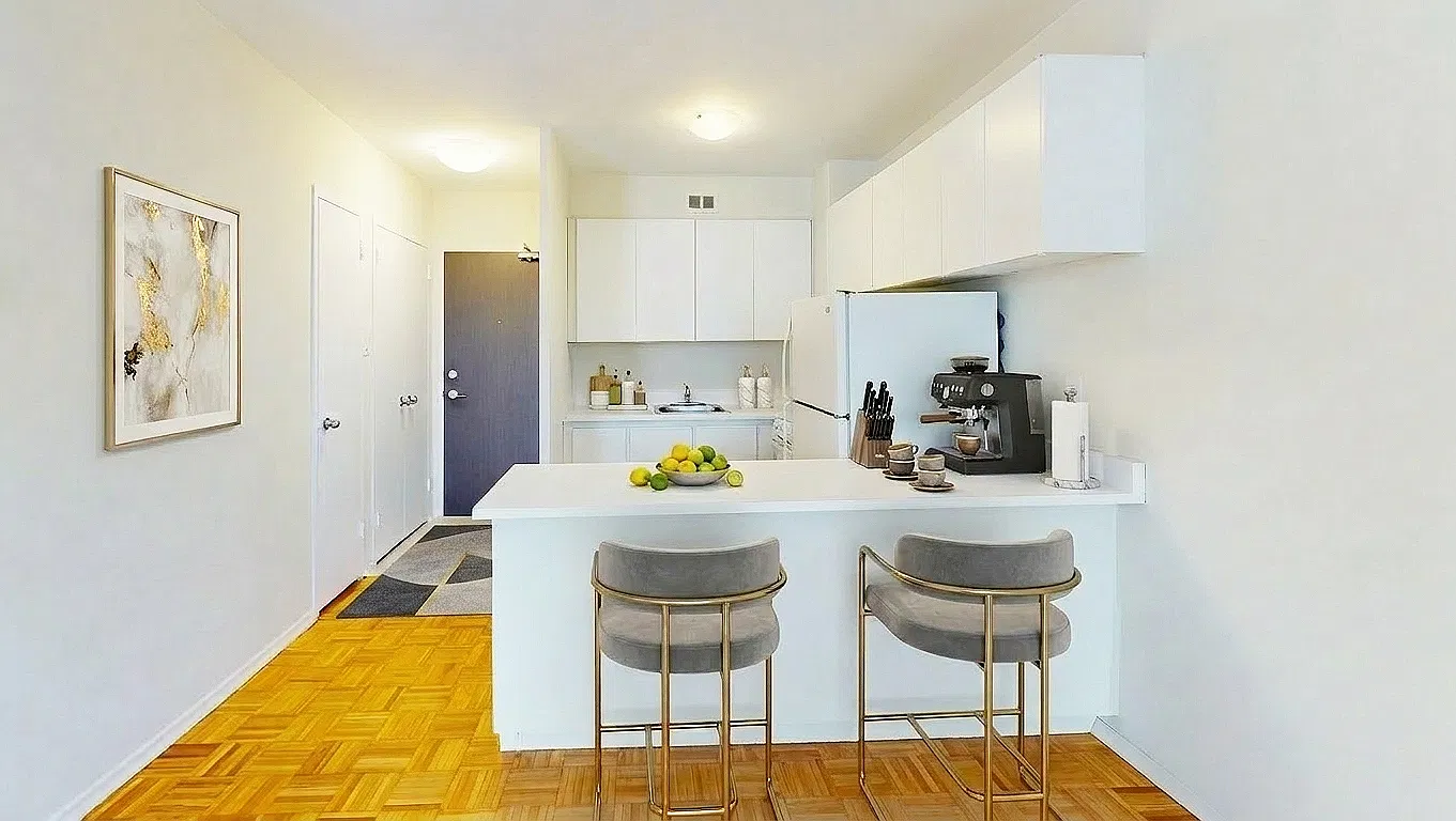 Studio, 447 sqft, $1,760 — Photo 2