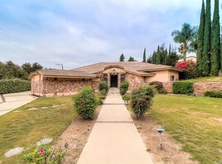 3443 Lombardy Rd, Pasadena, CA 91107