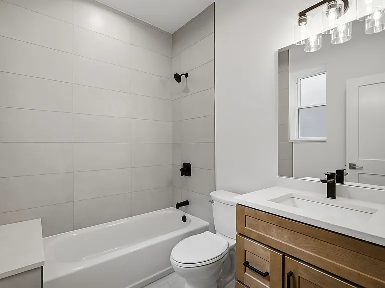 6914 N Sheridan Rd #1 — Photo 19