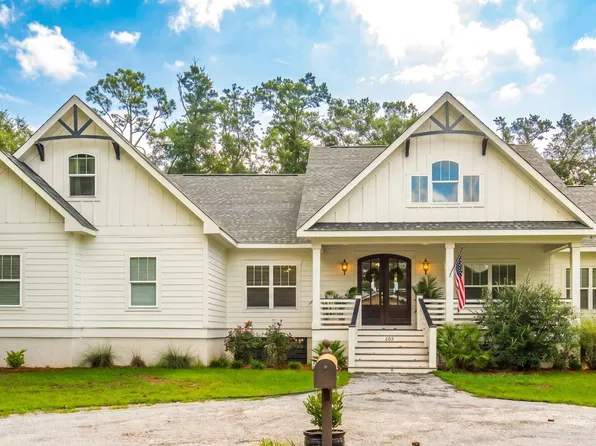 205 Holly Inn Rd, Summerville, SC 29483