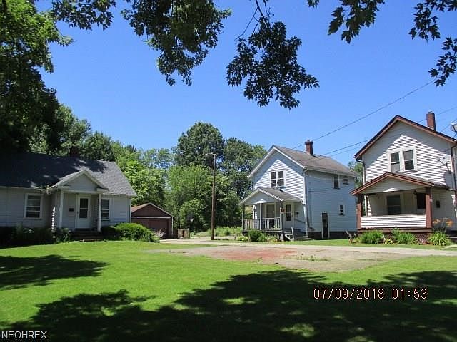1st image of 840 Utica Ct NW