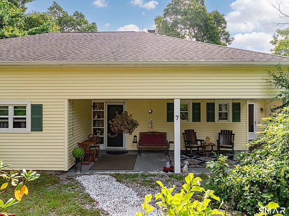 2nd image of 7 Old Hickory Lane