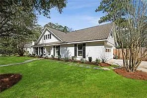 3 bed, 3.5 bath, 2484 sqft, $3,500 — Photo 3