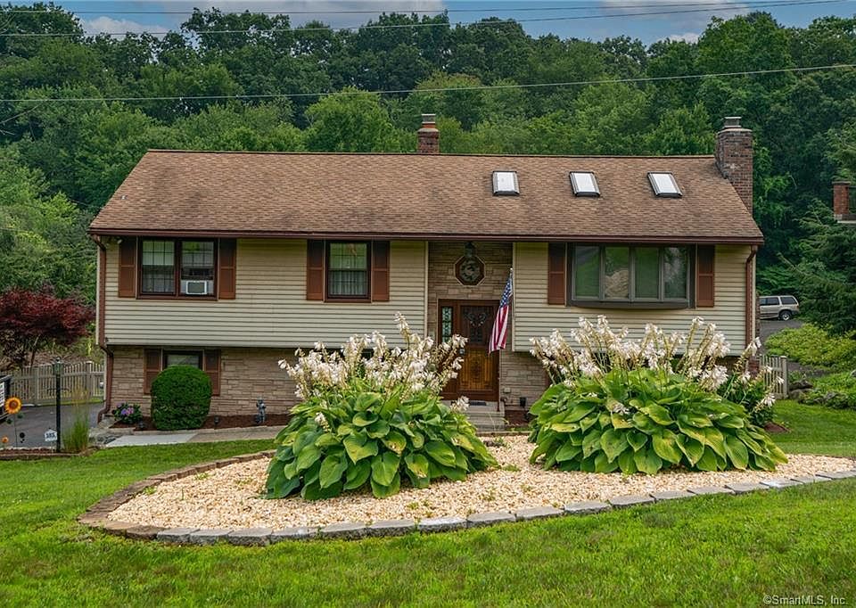 396 Lakeside Blvd W, Waterbury, CT 06708 Zillow