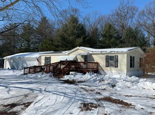 7813 Holton Rd, Holton, MI 49425