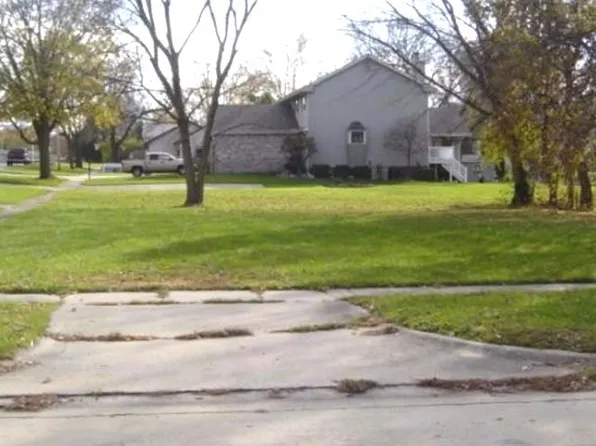 301 W Grove Ave, Rantoul, IL 61866