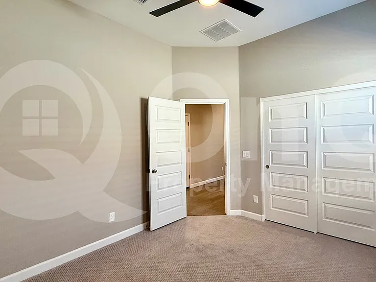 40847 W Hillman Dr — Photo 12