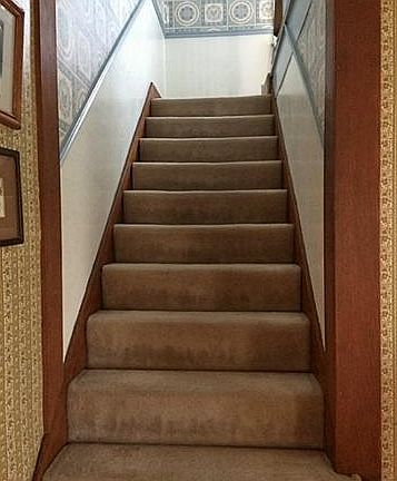 5th image of 122 N Summit St
