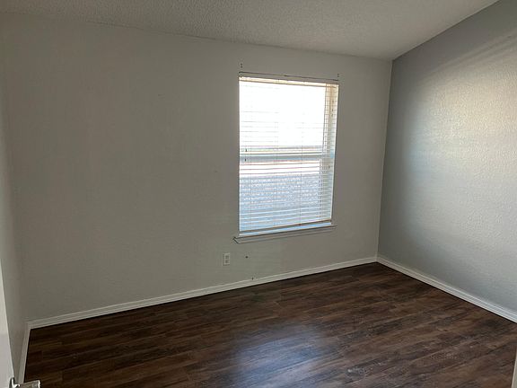 4th image of 7361 Royal Arms Dr