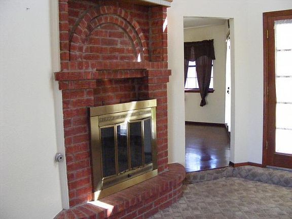 3rd image of 4516 Maj Sprague Ave