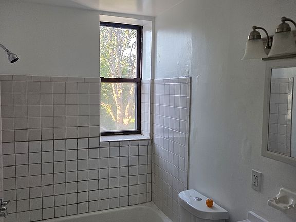 5th image of 70-72 Prospect St