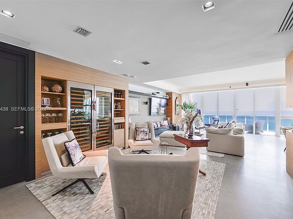 5th image of 15901 Collins Ave APT 1701