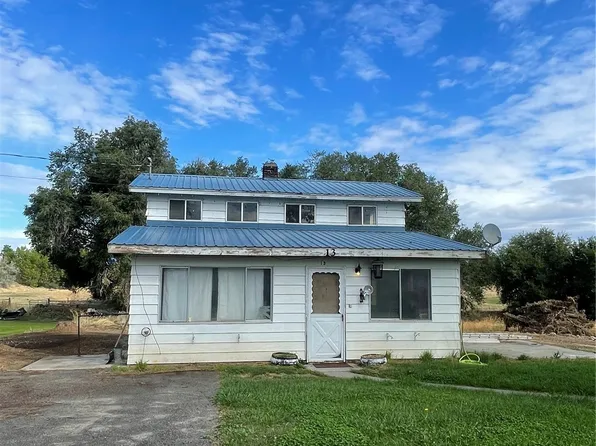 13 Dixon Rd, Omak, WA 98841