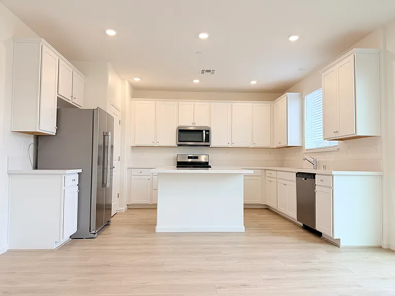 789 Sangiovese Ave — Photo 16