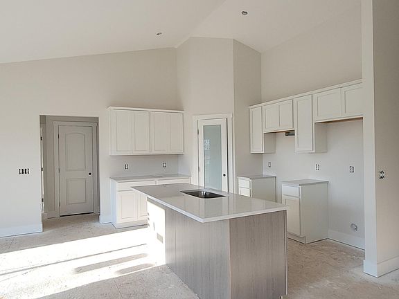 3rd image of 2415 Dayflower Blvd #15