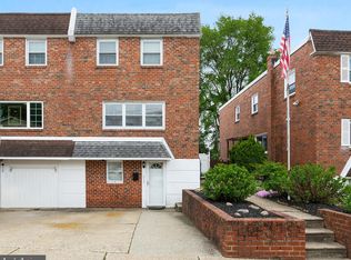 614 Renz St, Philadelphia, PA 19128