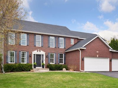 429 Summerfield Dr, Chanhassen, MN, 55317