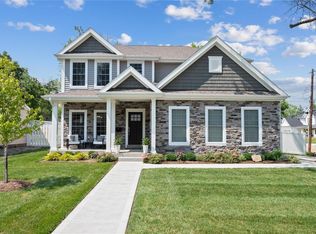 341 Crest Ave, Saint Louis, MO