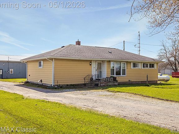 2nd image of 11024 Dennison Rd