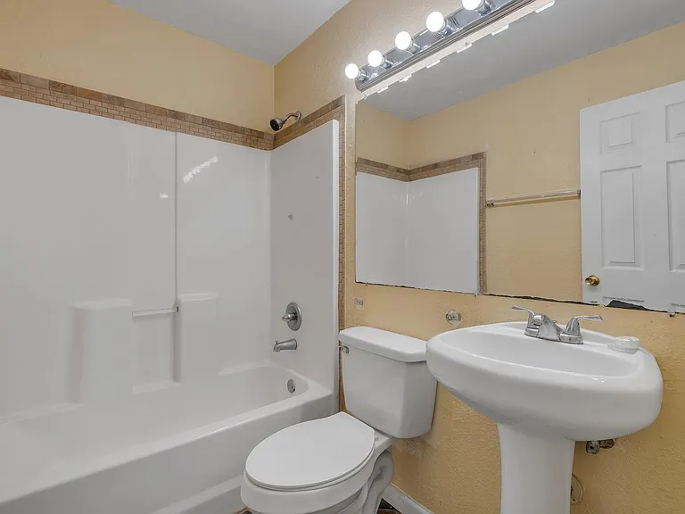 2115 Jackson Bluff Rd — Photo 14