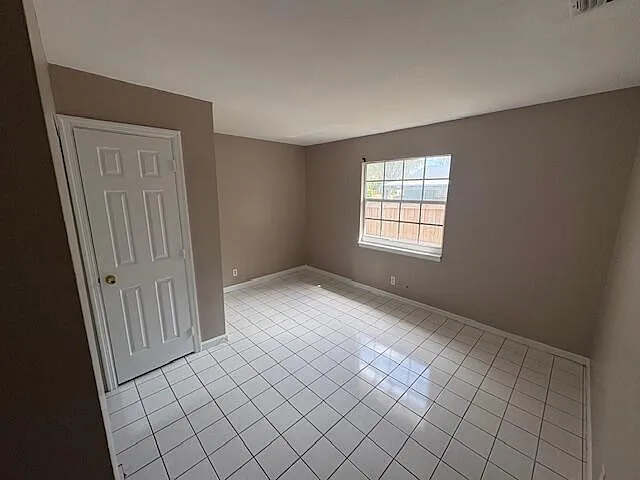 3115 Windsor Ave #1 — Photo 14