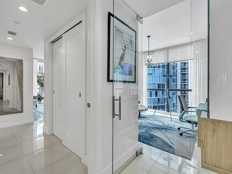 100 E Las Olas Blvd #1701 — Photo 31