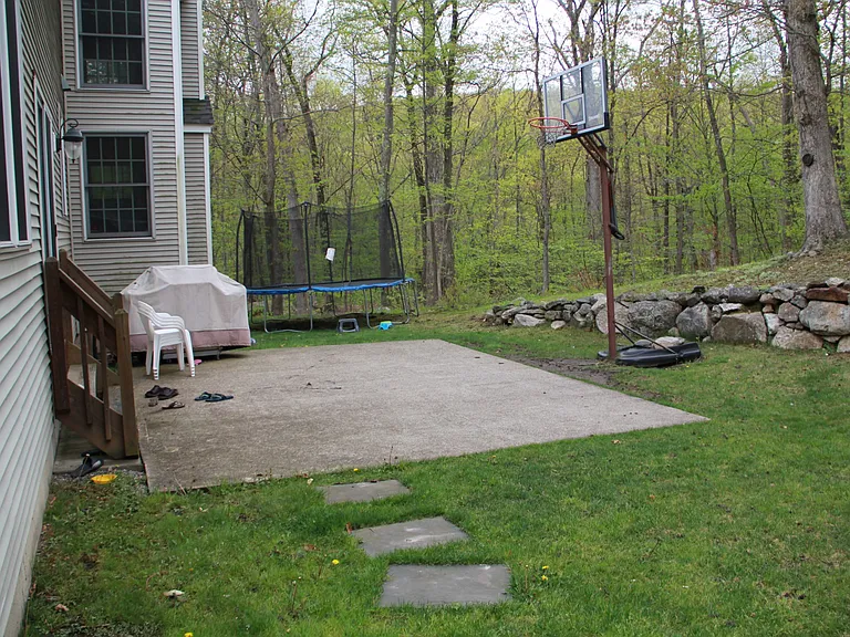 23 Cedar Dr — Photo 35