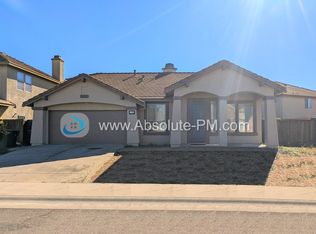 140 Highfield Cir, Sacramento, CA 95832