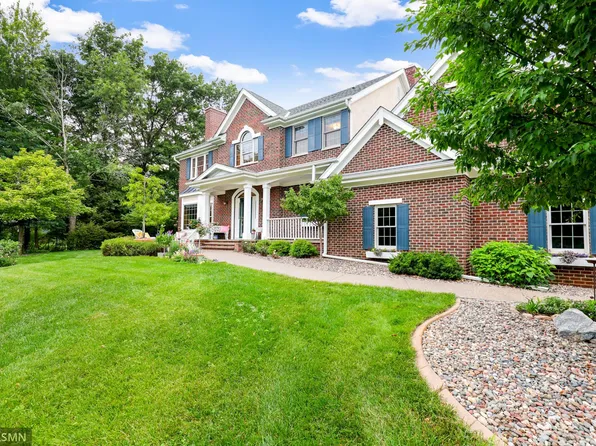 9570 Norway Hills Trl, Lakeville, MN 55044
