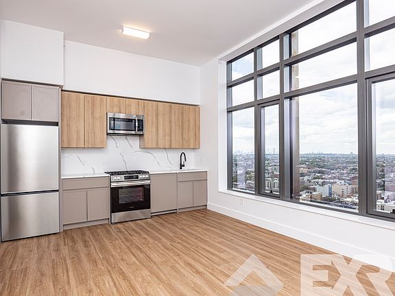 4th image of 2230 Cropsey Ave #504