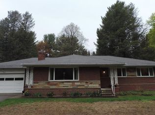 405 Baker Rd, Webster, NY 14580