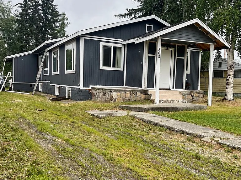 308 Haines Ave — Photo 1