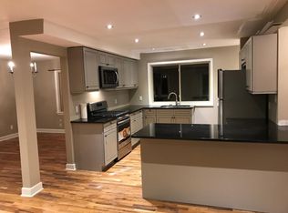 318 Fairbanks Pl, Munster, IN 46321