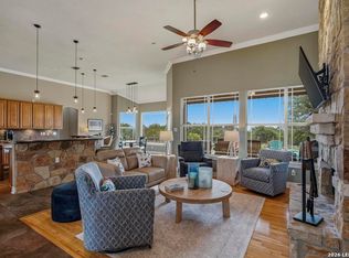 101 Shady Ridge Dr, Boerne, TX 78006