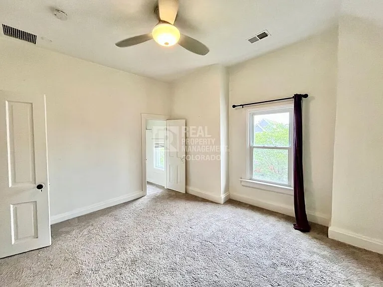 614 W 1st Ave #2 — Photo 6
