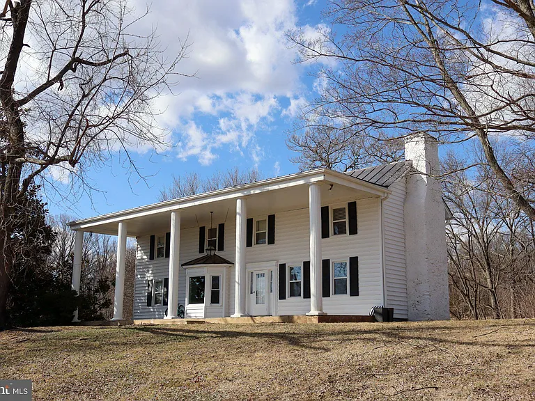 1510 Loudoun Dr — Photo 1
