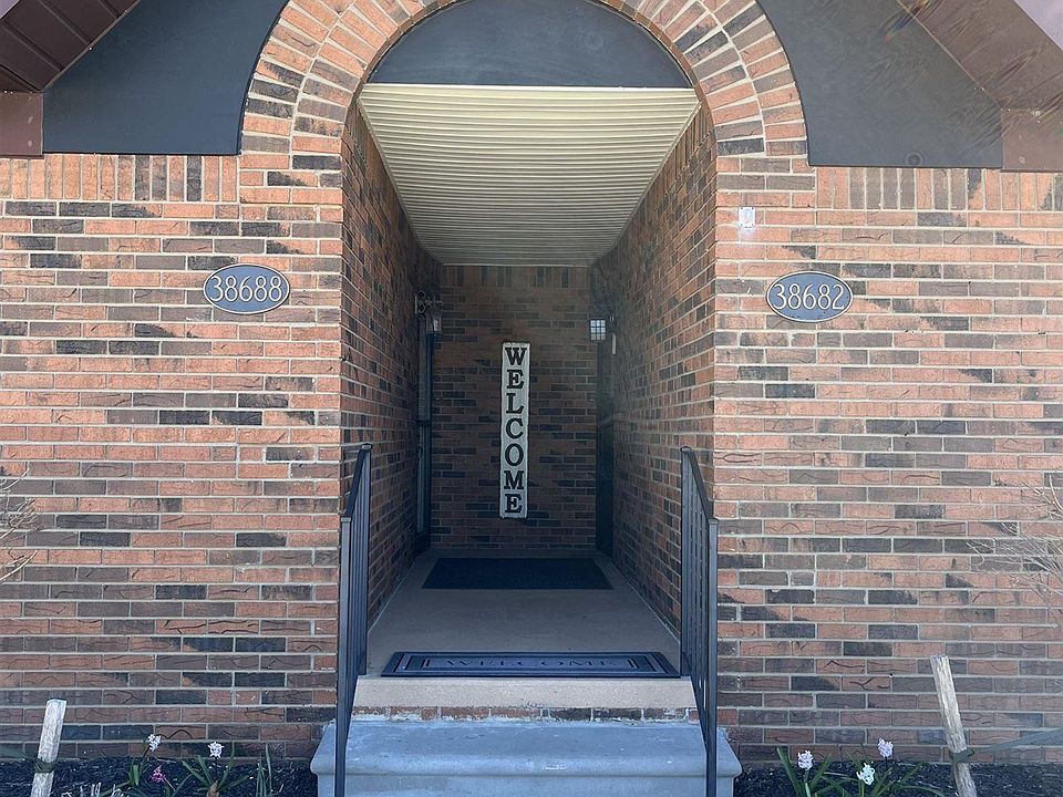 1st image of 38682 Harrison Creek Ct