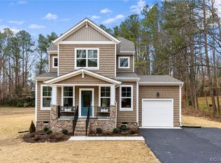 10419 Dakins Dr, North Chesterfield, VA 23236