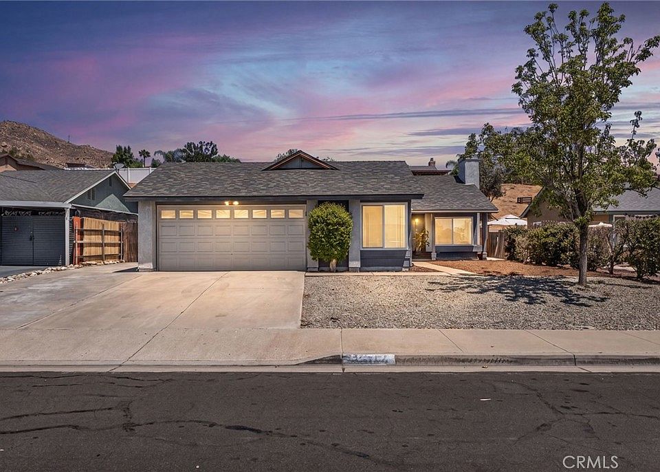 1st image of 22754 Chambray Dr