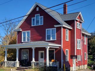 305 Washington St, Platteville, WI 53818