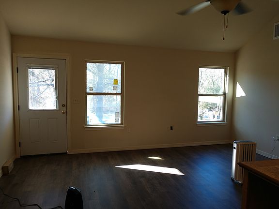 3rd image of 340 McMullen Ln