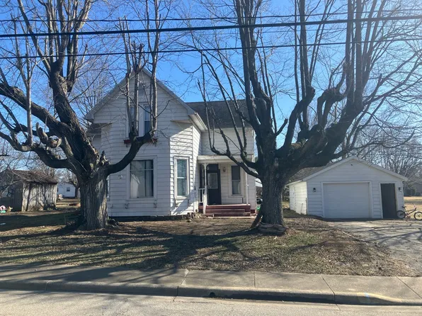 1003 N Van Buren St, Huntingburg, IN 47542