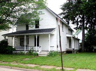 16 S Irvine St, Warren, PA 16365