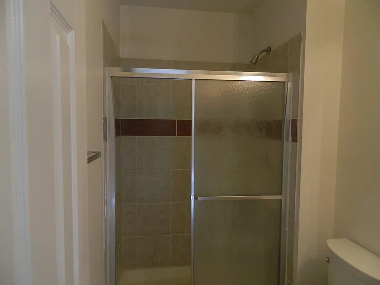 51 Briarwood Dr — Photo 4