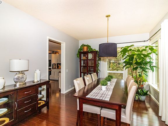 3rd image of 6026 SE Eastbrook Dr