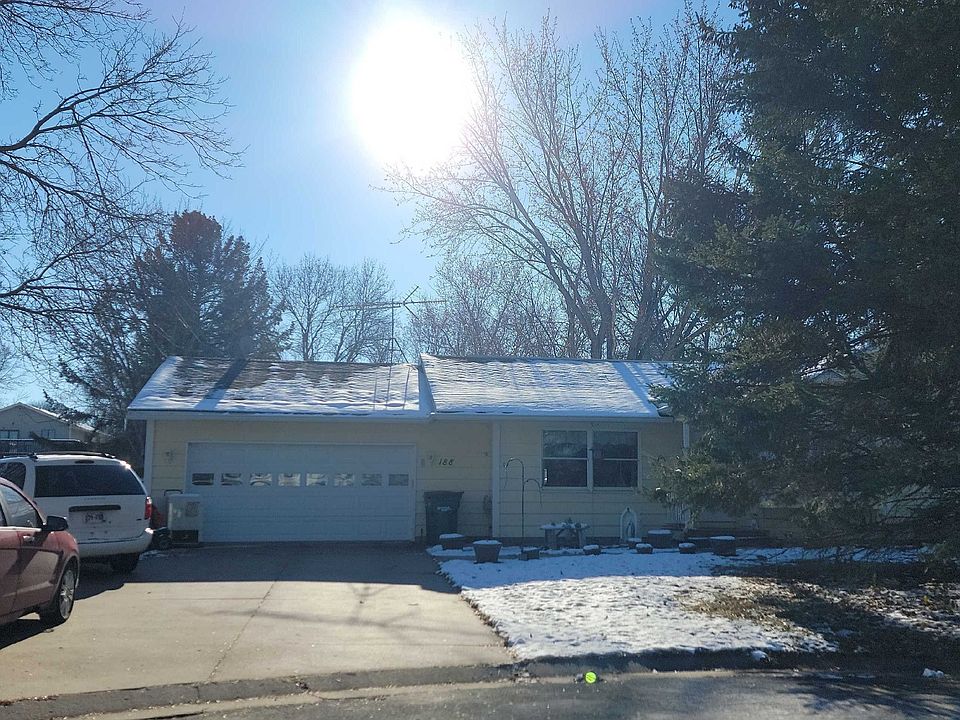 1st image of 188 Kinni Ct