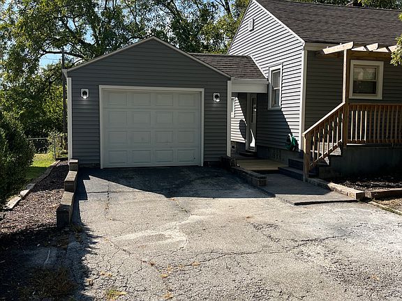 2nd image of 7308 Marshall St