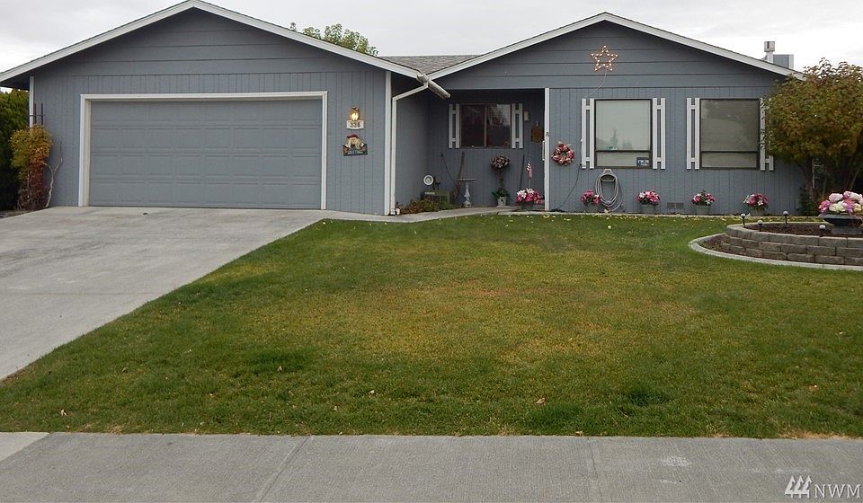 1st image of 336 N Grape Dr