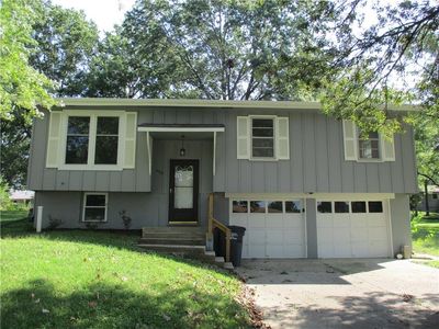 1403 Eastwood Rd, Harrisonville, MO, 64701